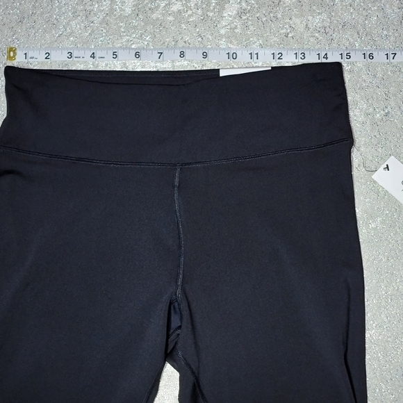 NWT Calvin Klein Women's Performance Black Large Exercise Pants - Picture 10 of 14
